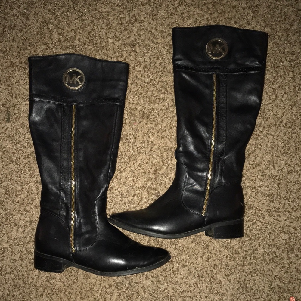 Michael Kors black boots please read description